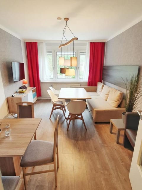 Living room, Photo of the whole room, Seating area