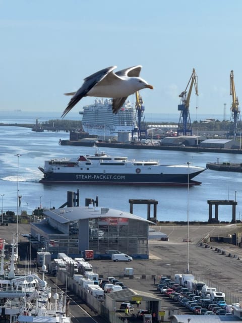 James Clow Bed & Breakfast Bed and Breakfast in Belfast