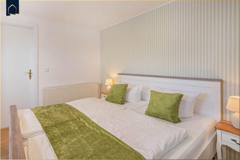 Schulstr. 2, Ahlbeck Whg Am Park Apartment in Heringsdorf