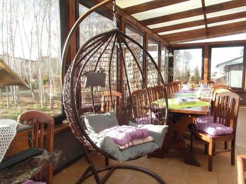 Patio, Patio, Garden, Balcony/Terrace, Balcony/Terrace, Seating area, Floor plan, Pets, Pets, City view, Garden view, Garden view, Street view, Entertainment, Quiet street view