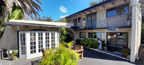 Property building, Facade/entrance