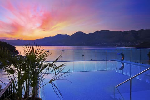 Sea view, Swimming pool, Swimming pool, Sunset