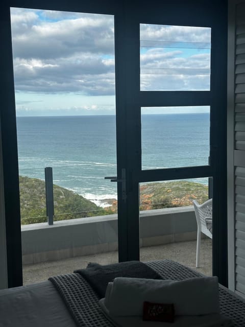 Bed, Natural landscape, View (from property/room), Balcony/Terrace, Bedroom, Sea view