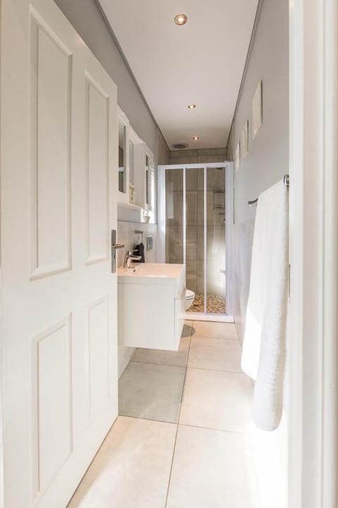 Suburban Bliss Durbanville Apartment in Cape Town