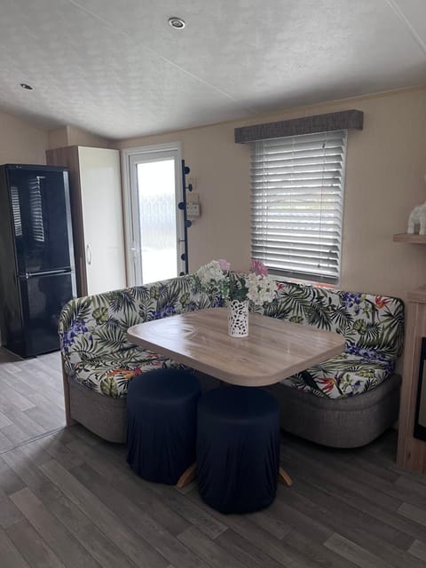 Take me to the beach at J&S caravan holidays Newquay Bay resort House in England