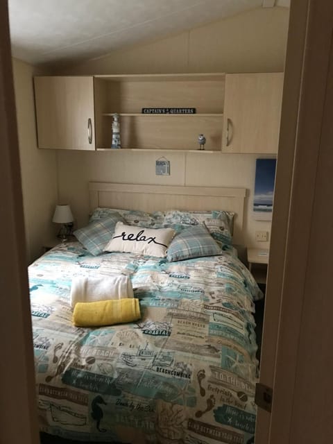 Take me to the beach at J&S caravan holidays Newquay Bay resort House in England