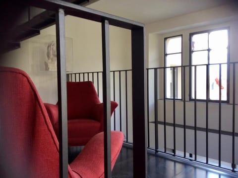 Decorative detail, Seating area