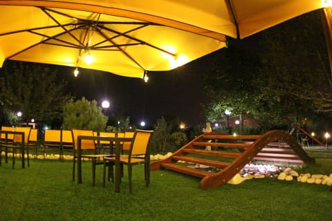 Night, Natural landscape, Lounge or bar