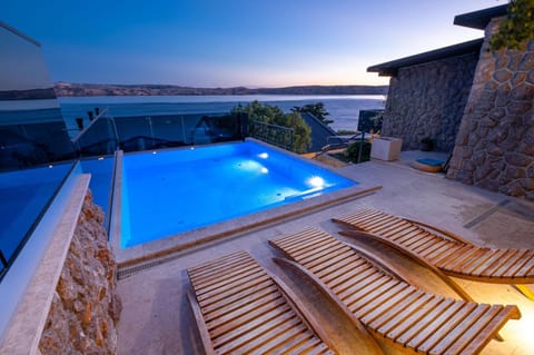 Natural landscape, View (from property/room), Balcony/Terrace, Sea view, Swimming pool, sunbed