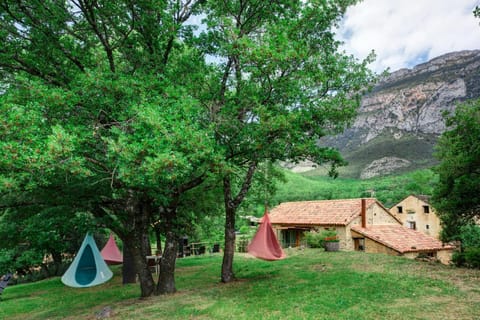 Nearby landmark, Natural landscape, Garden, Mountain view
