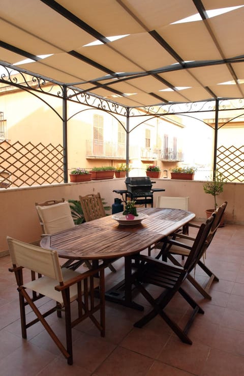 Day, Balcony/Terrace