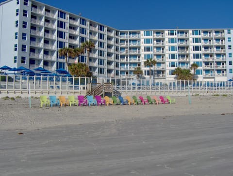 Facade/entrance, Beach
