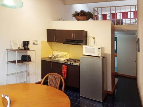 Suite 3C, Jacaranda, Garden House, Wewlcome to San Angel Apartment in Mexico City