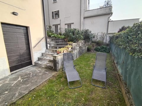 Patio, Spring, Day, Garden, Garden, Garden view