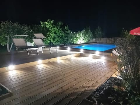 Night, Swimming pool