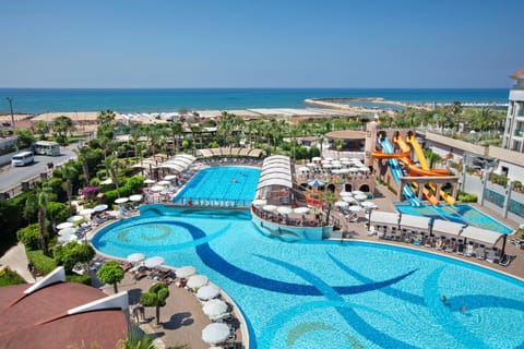 Pool view, Sea view, Area and facilities, Swimming pool, children, Family