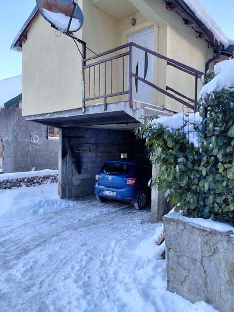 SAŠA Apartment in Montenegro