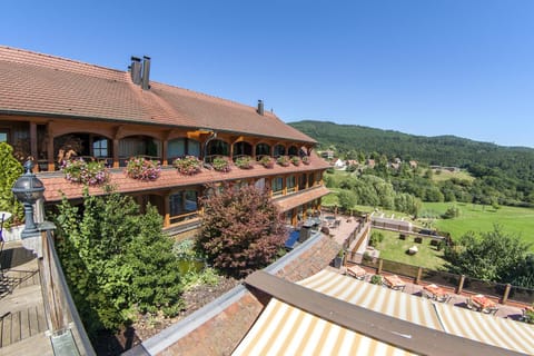 Property building, Patio, View (from property/room), Balcony/Terrace, Entertainment