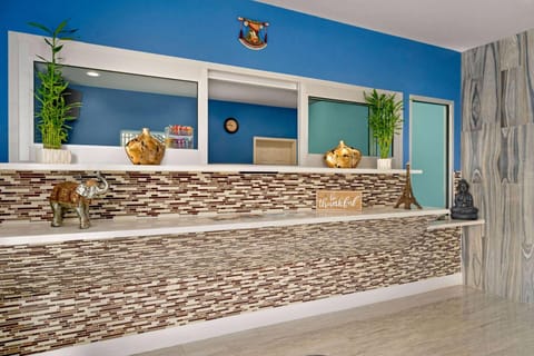 Lobby or reception, On site