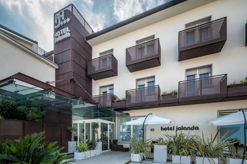 Property building, Day