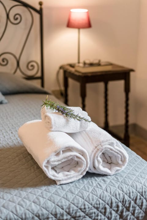 Bed, Decorative detail, Bedroom