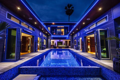 Night, Decorative detail, Pool view