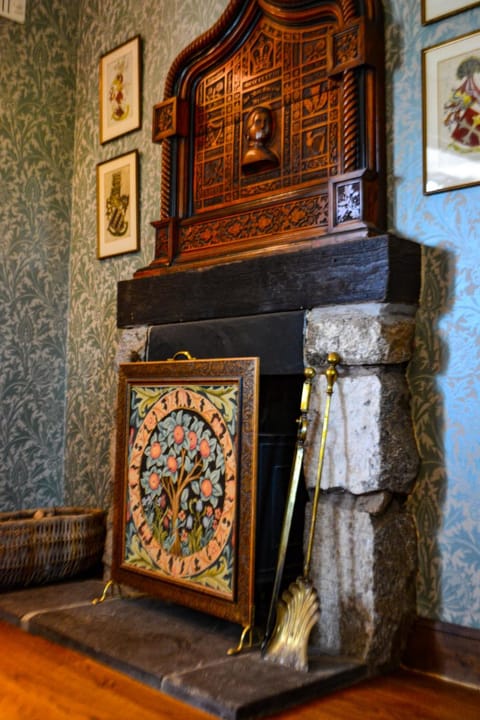 The Lady Maxwell Room at Buittle Castle Bed and Breakfast in England
