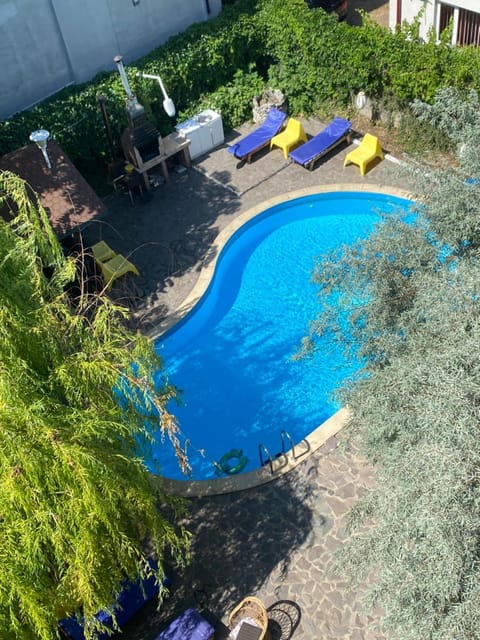 Pool view, Swimming pool