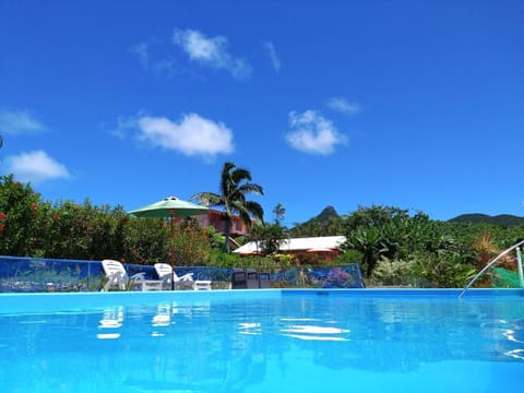 Swimming pool, Swimming pool