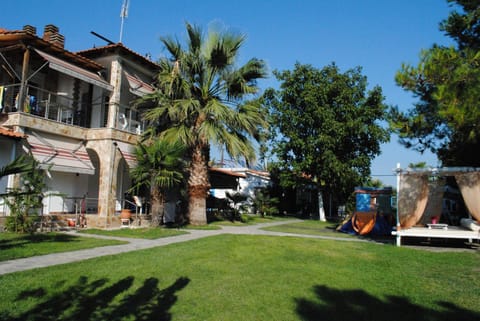 Day, Children play ground