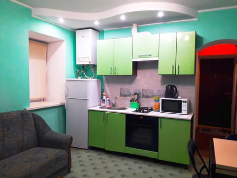 Kitchen or kitchenette, Living room