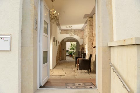 Inner courtyard view