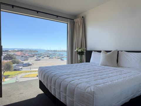 Bed, View (from property/room), Bedroom