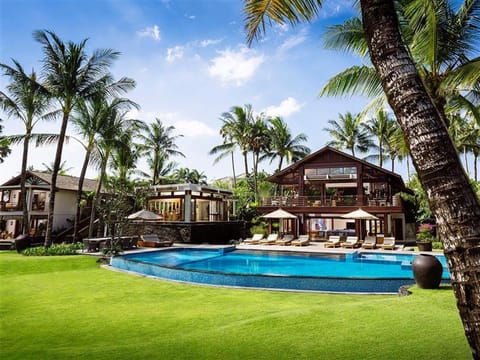 Property building, Natural landscape, Pool view, Swimming pool