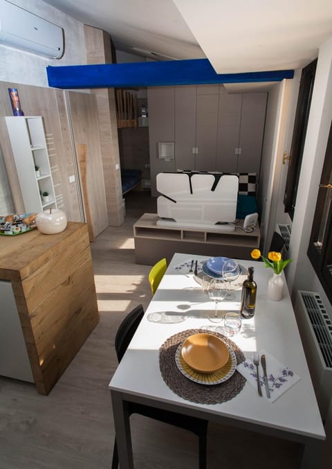 Debbie's House House in Desenzano del Garda