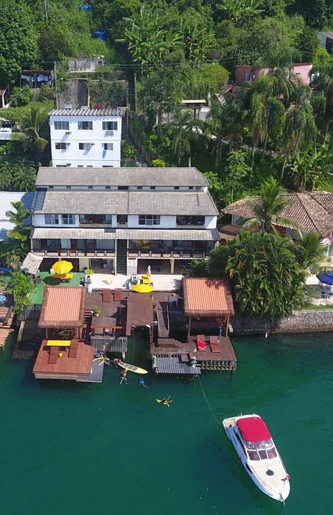Porto Dourado, G2 House in Angra dos Reis