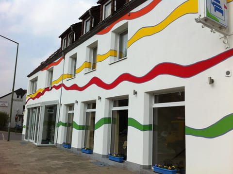 Facade/entrance, Facade/entrance