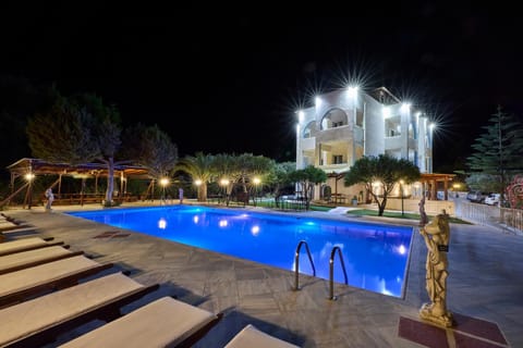 Property building, Night, Swimming pool, sunbed