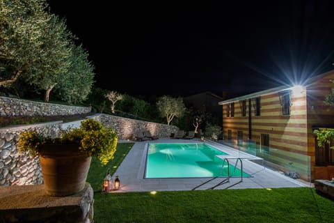 Sesto Armonico B&B Bed and Breakfast in Lake Garda