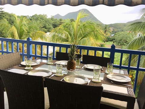 Patio, Balcony/Terrace, Dining area, Garden view, Mountain view
