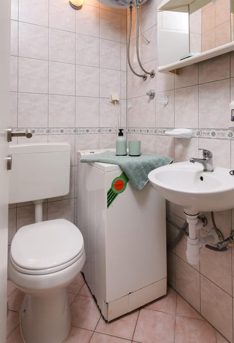 Lavica Seaside Apartments, Podstrana Apartment in Podstrana