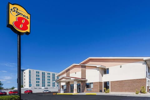 Property building, On site