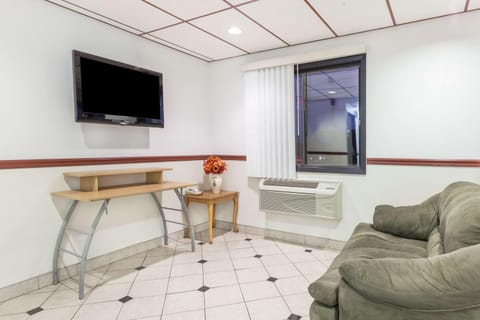 Lobby or reception, On site