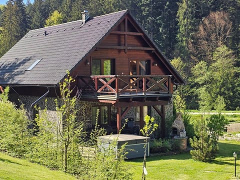 Property building, Spring, Day