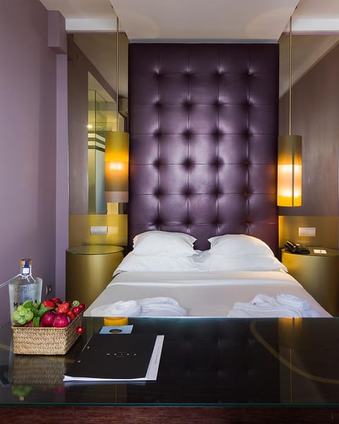 Shower, Toilet, Bathroom, TV and multimedia, Bedroom, bunk bed