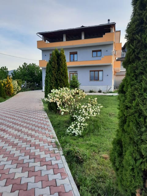 Sun& Relax Home Apartment in North Macedonia