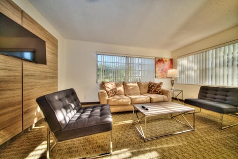 Bed, Living room, Seating area