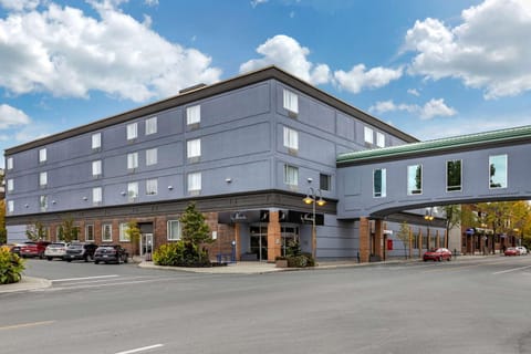 Property building, On site