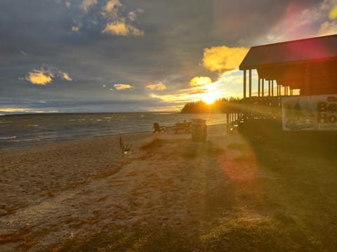 Beach House Lakeside Cottages Campground/ 
RV Resort in Mackinaw City