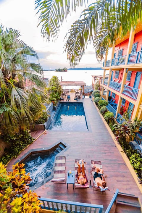 Swimming pool